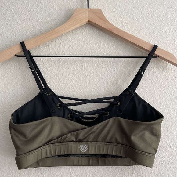 Green Posh Sports Bra - Picture 3 of 3